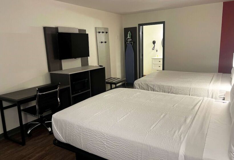 هتل Ramada By Wyndham Bainbridge
