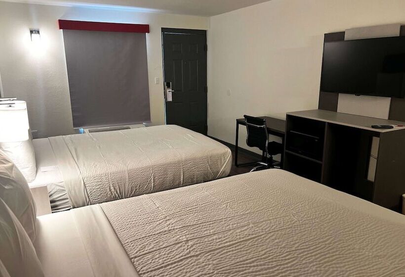هتل Ramada By Wyndham Bainbridge