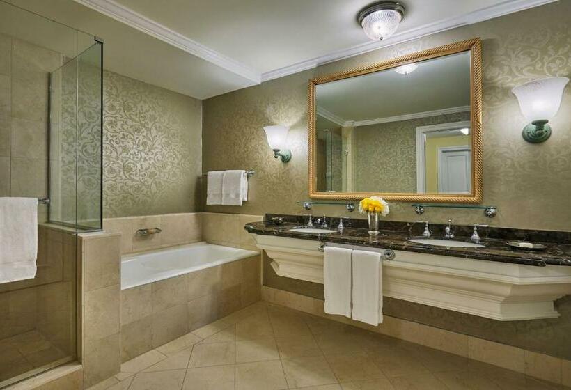 استراحتگاه The Ritz Carlton Dallas, Las Colinas