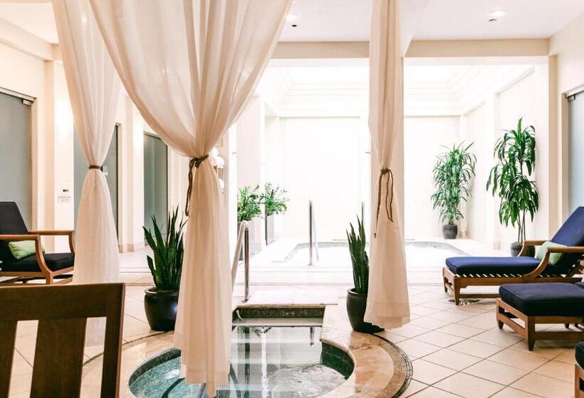 استراحتگاه The Ritz Carlton Dallas, Las Colinas