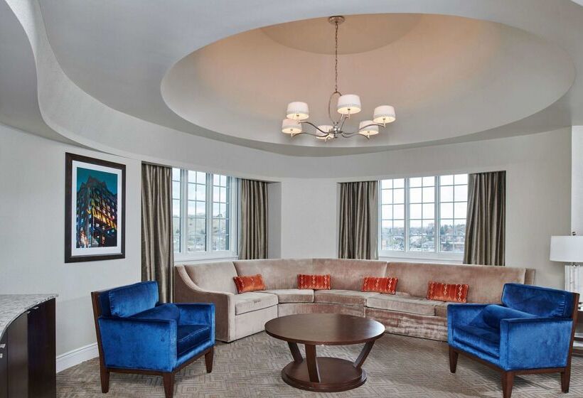 هتل Alex Johnson Rapid City Curio Collection By Hilton