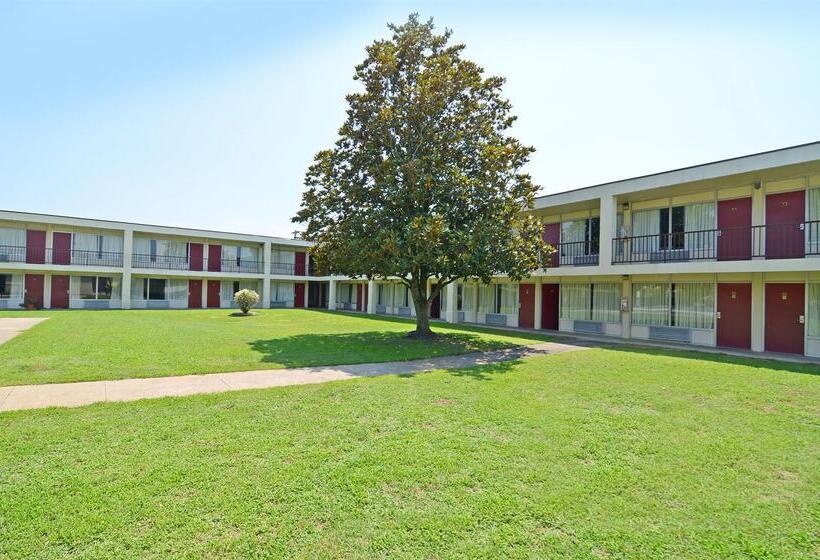 ホテル Americas Best Value Inn Wilson