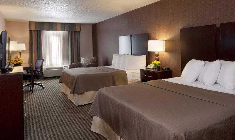 호텔 Best Western Plus University Inn Steubenville