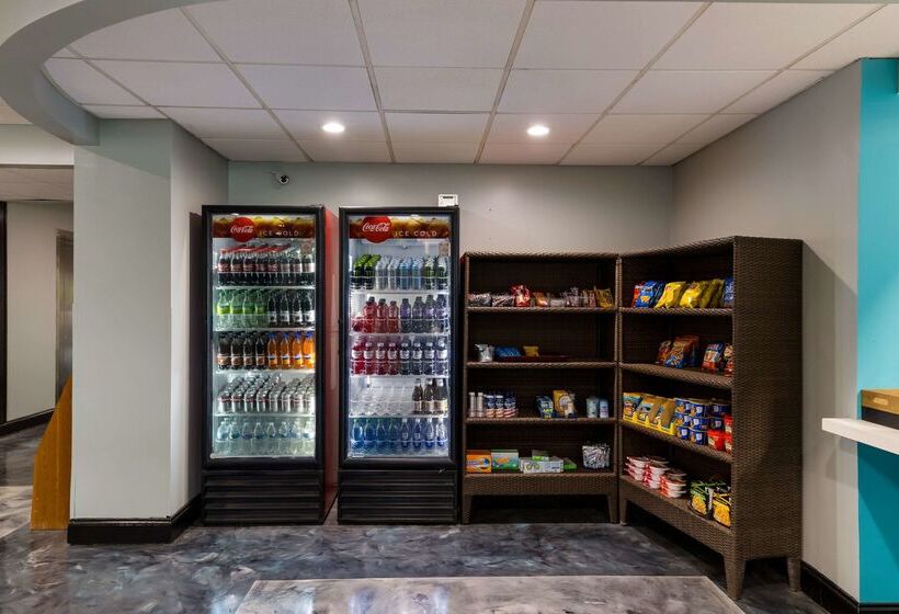 Clarion Hotel San Angelo Near Convention Center