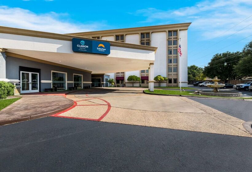 Hotel Clarion  San Angelo Near Convention Center