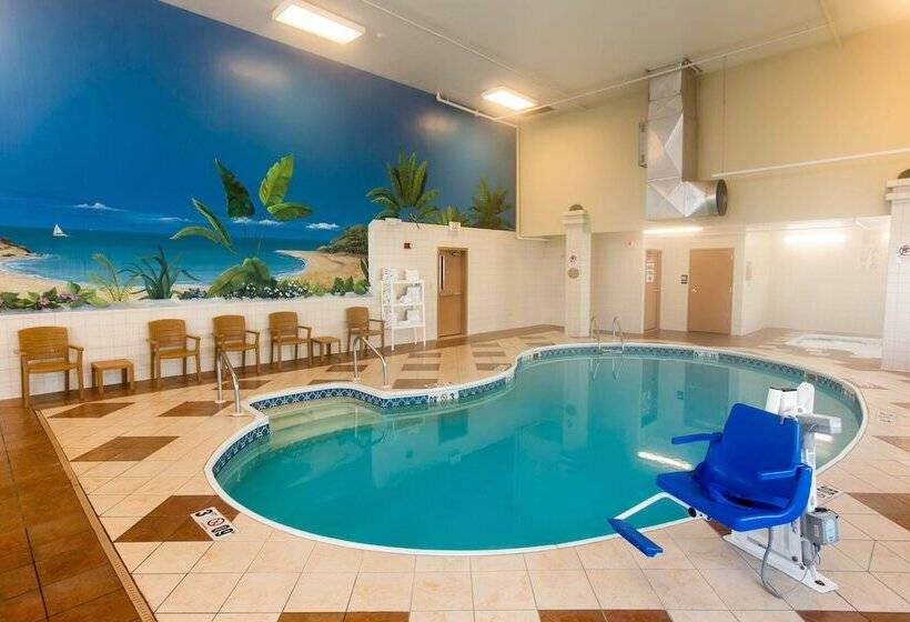 هتل Comfort Inn & Suites Springfield I 44