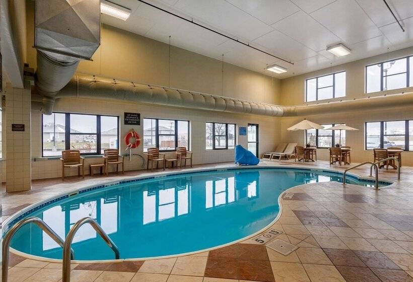 هتل Comfort Inn & Suites Springfield I 44