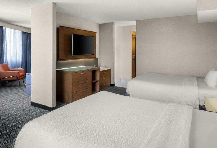 هتل Courtyard By Marriott Minneapolis Downtown