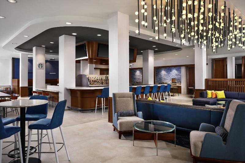 Courtyard By Marriott San Diego Mission Valley/hotel Circle