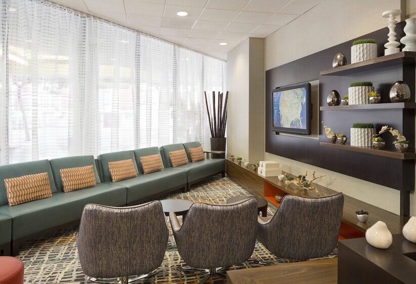 هتل Courtyard By Marriott Fishermans Wharf