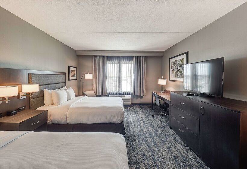 هتل Doubletree By Hilton  Bloomington