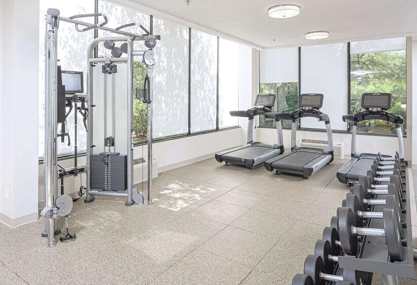 호텔 Doubletree By Hilton Boston Rockland