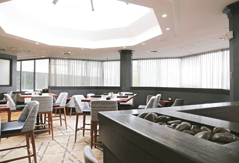 호텔 Doubletree By Hilton Boston Rockland