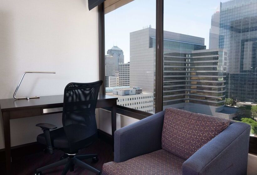 Doubletree By Hilton Hotel Cleveland Downtown   Lakeside