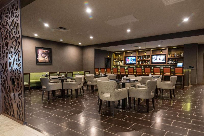 호텔 Wyndham Garden Westlake