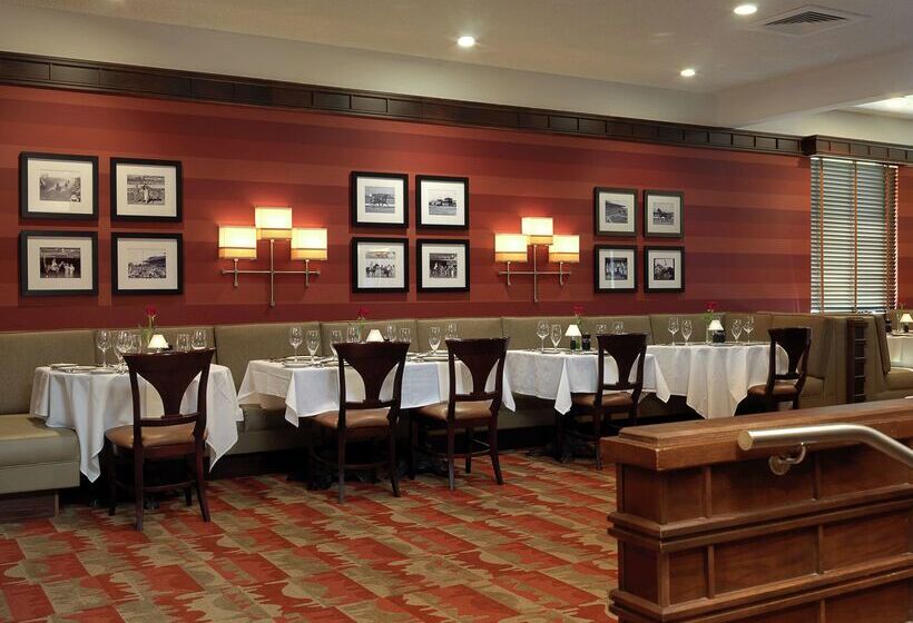 Отель Doubletree By Hilton Collinsville St. Louis