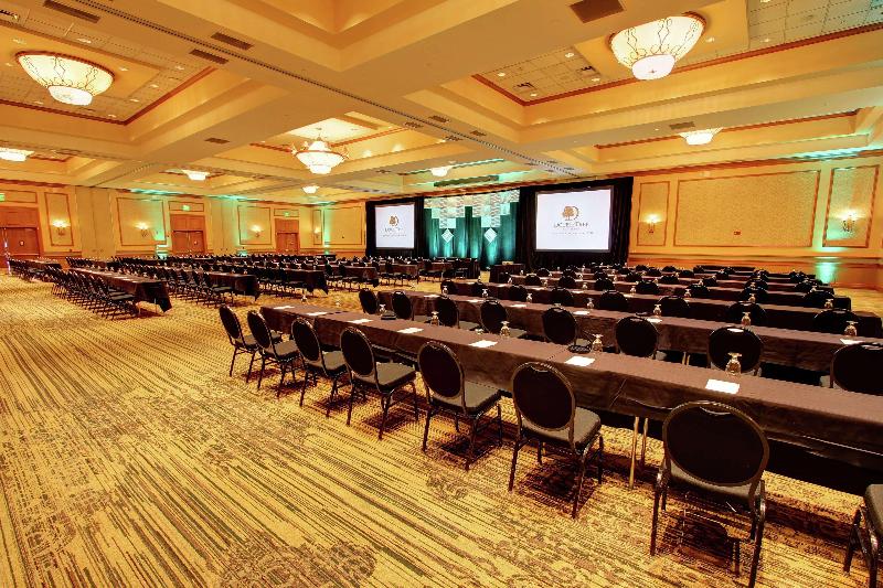 בית מלון כפרי Doubletree By Hilton Denver Central Park