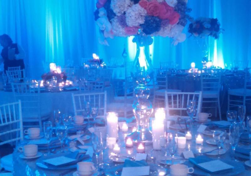 هتل Doubletree By Hilton Rochester