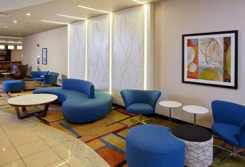 هتل Fairfield Inn & Suites By Marriott Cleveland Beachwood
