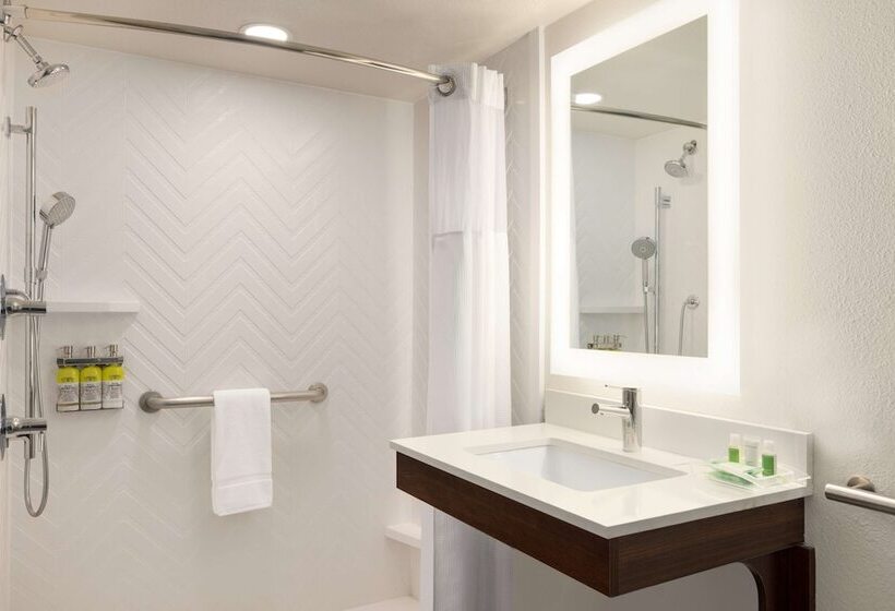 هتل Doubletree By Hilton Fort Worth South