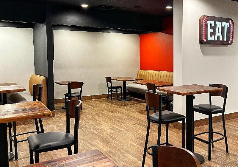 هتل Doubletree By Hilton Fort Worth South