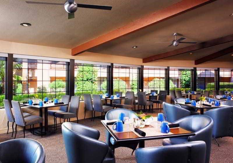 ホテル Four Points By Sheraton Tucson Airport