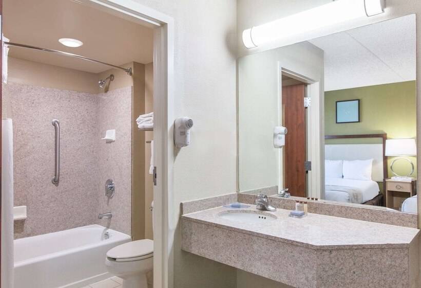 ホテル Hawthorn Suites Midwest City