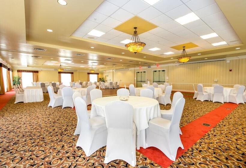 هتل Holiday Inn & Suites Clearwater Beach, An Ihg