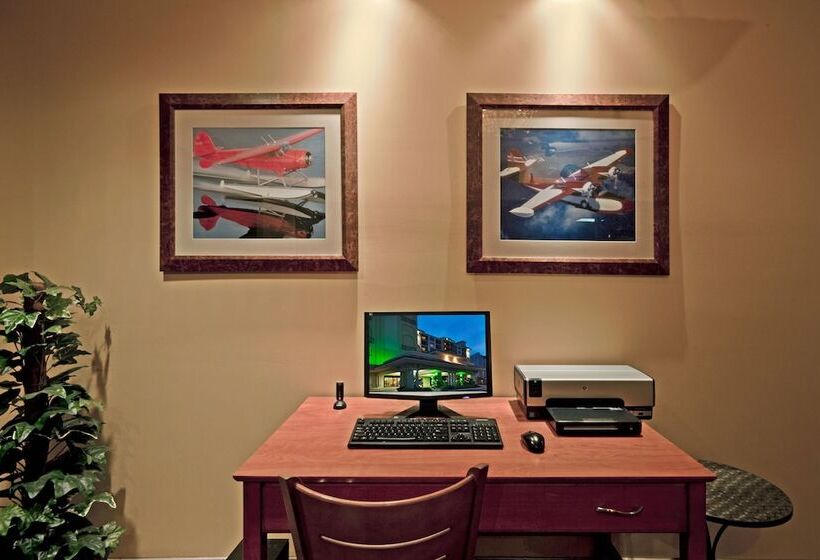 هتل Holiday Inn & Suites Clearwater Beach, An Ihg