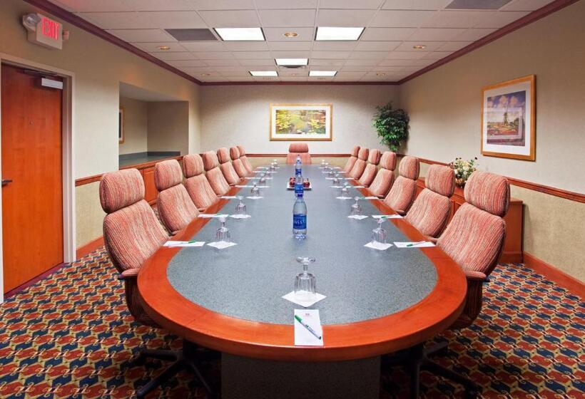 בית מלון כפרי Holiday Inn Cincinnati Eastgate, An Ihg