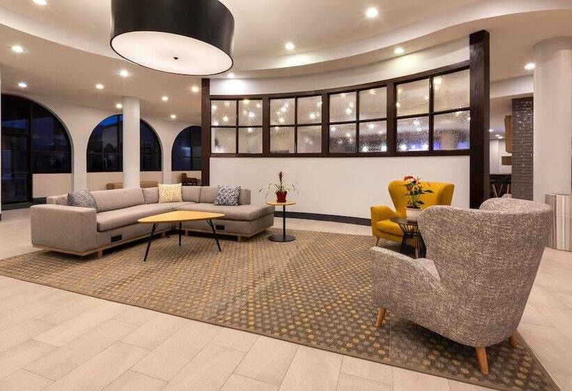 هتل Holiday Inn El Paso West   Sunland Park By Ihg
