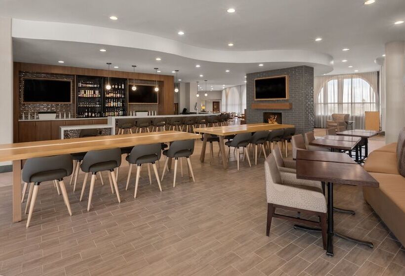 هتل Holiday Inn El Paso West   Sunland Park By Ihg