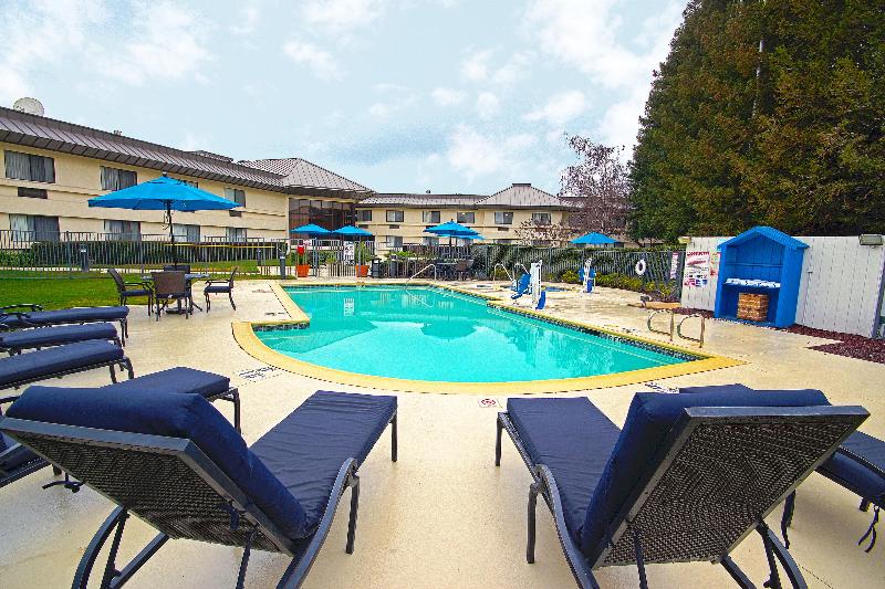 هتل Holiday Inn Express Walnut Creek, An Ihg