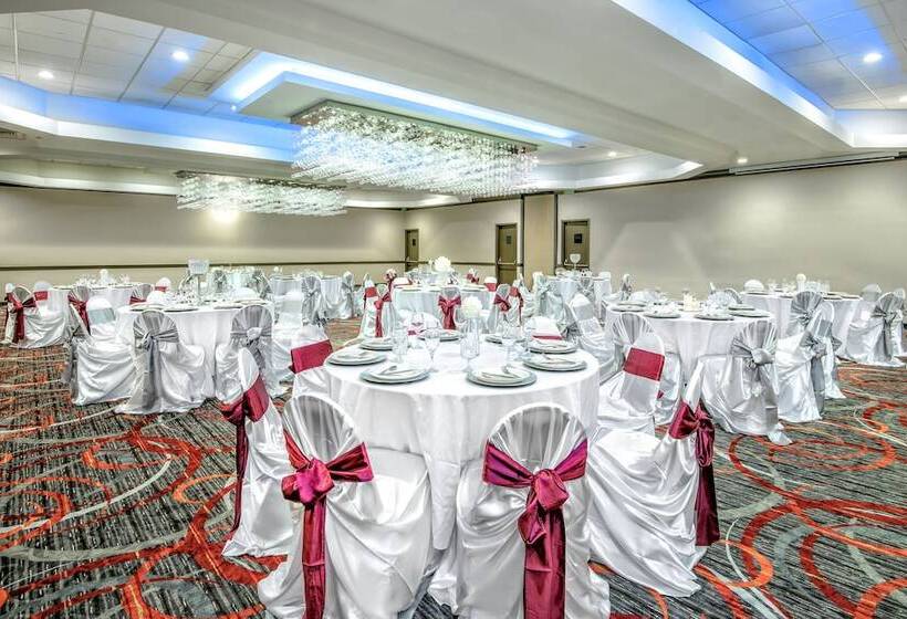 هتل Holiday Inn Houston Sw Near Sugar Land, An Ihg