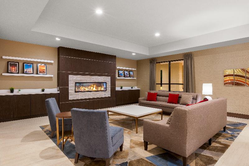 בית מלון כפרי Holiday Inn La Mirada Buena Park, An Ihg