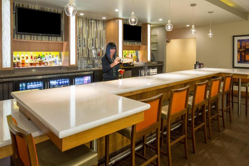 هتل Holiday Inn Portland Airport I 205, An Ihg