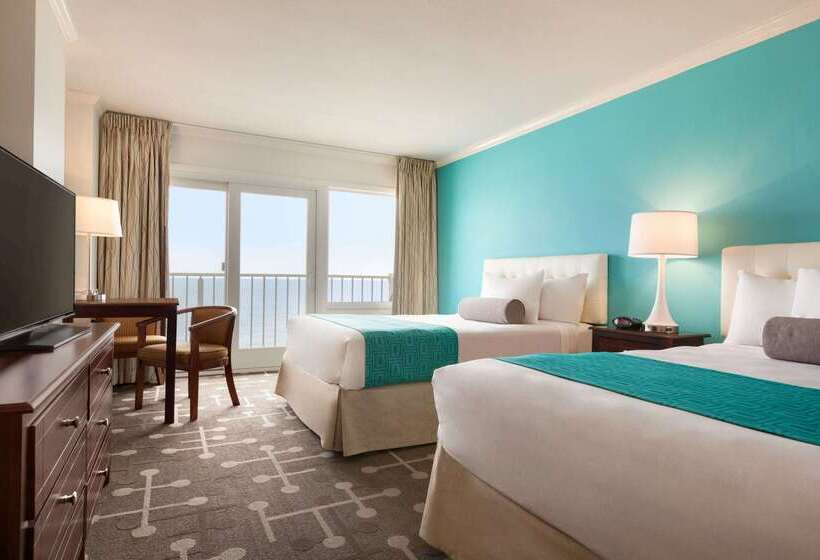 هتل Howard Johnson Plaza  By Wyndham Ocean City Oceanfront