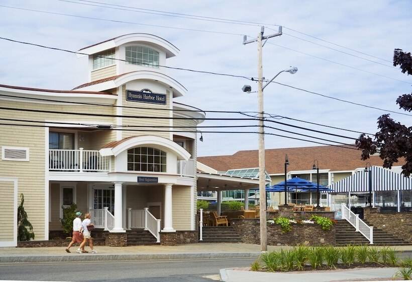 Hotel Hyannis Harbor