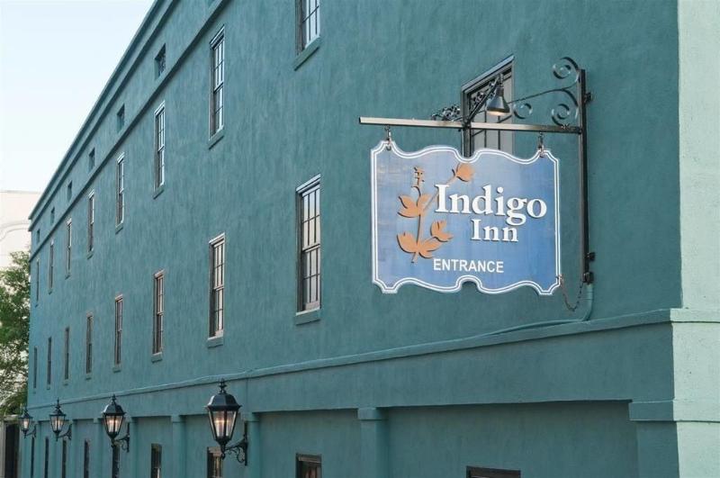 هتل Indigo Inn