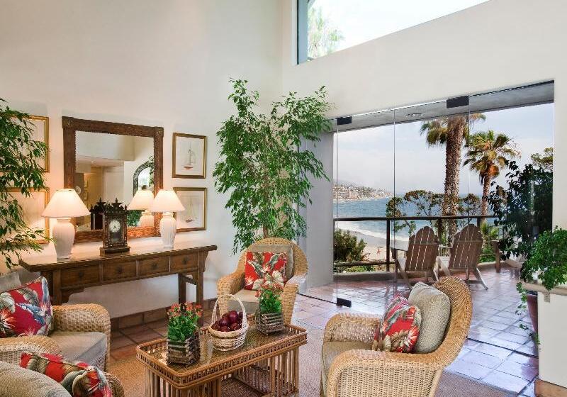 ホテル Casa Loma Beach