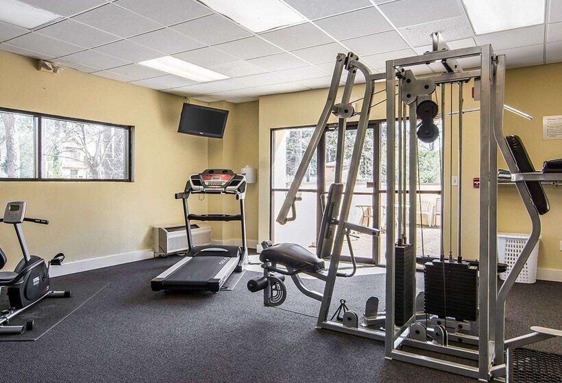 هتل Mainstay Suites Williamsburg Historic Area