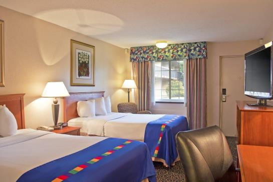 Отель Park Inn Harrisburg West