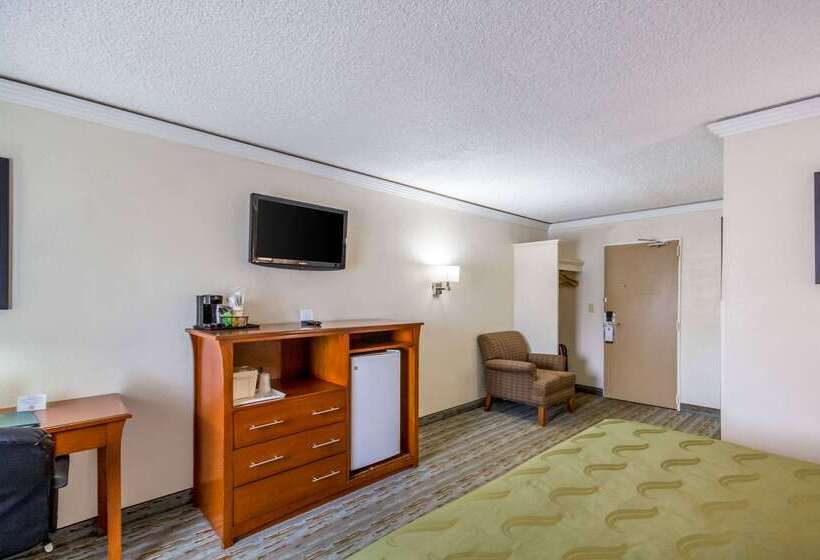 酒店 Quality Inn & Suites Kansas City   Independence I 70 East