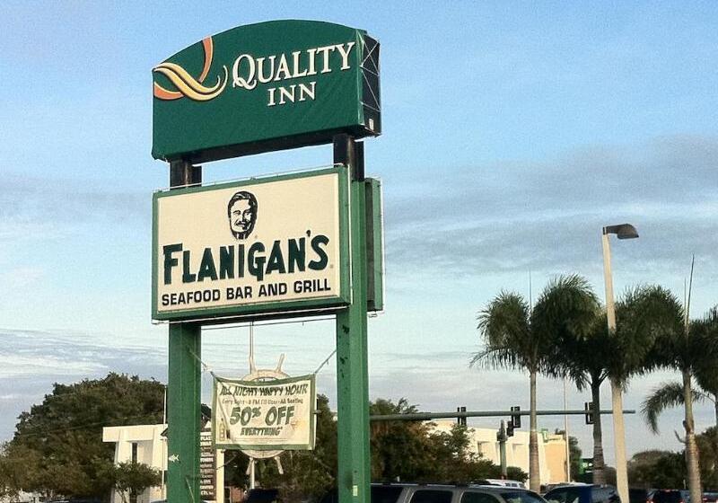 فندق Quality Inn Downtown Stuart