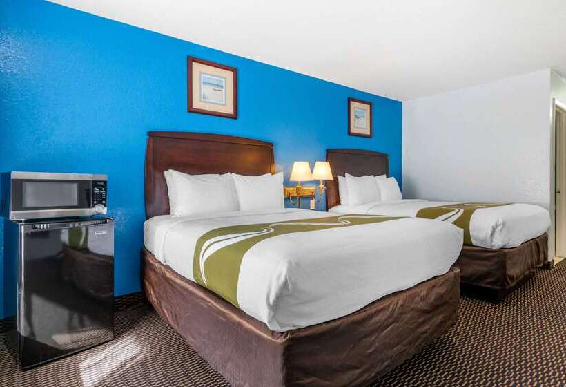 هتل Quality Inn Sarasota North Near Lido Key Beach