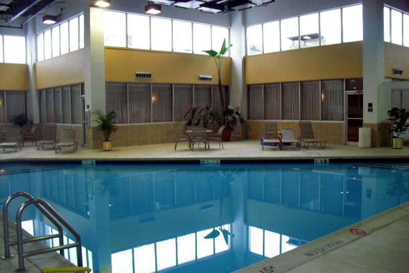 هتل Quality Inn & Suites East Syracuse  Carrier Circle