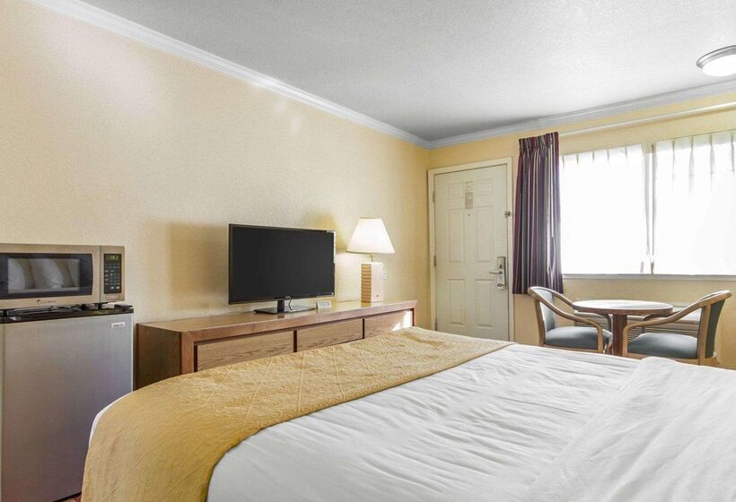 هتل Quality Inn Ukiah