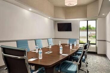 Radisson Hotel West Memphis