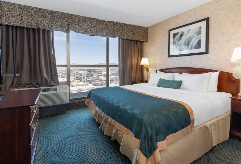 هتل Ramada By Wyndham Reno  And Casino