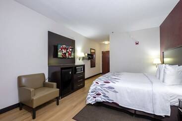 هتل Red Roof Inn Knoxville Central – Papermill Road